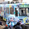「雪ミク」ラッピング車両の路面電車、札幌市で運行開始